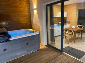 Chalet Lilas & Jaccuzi privatif